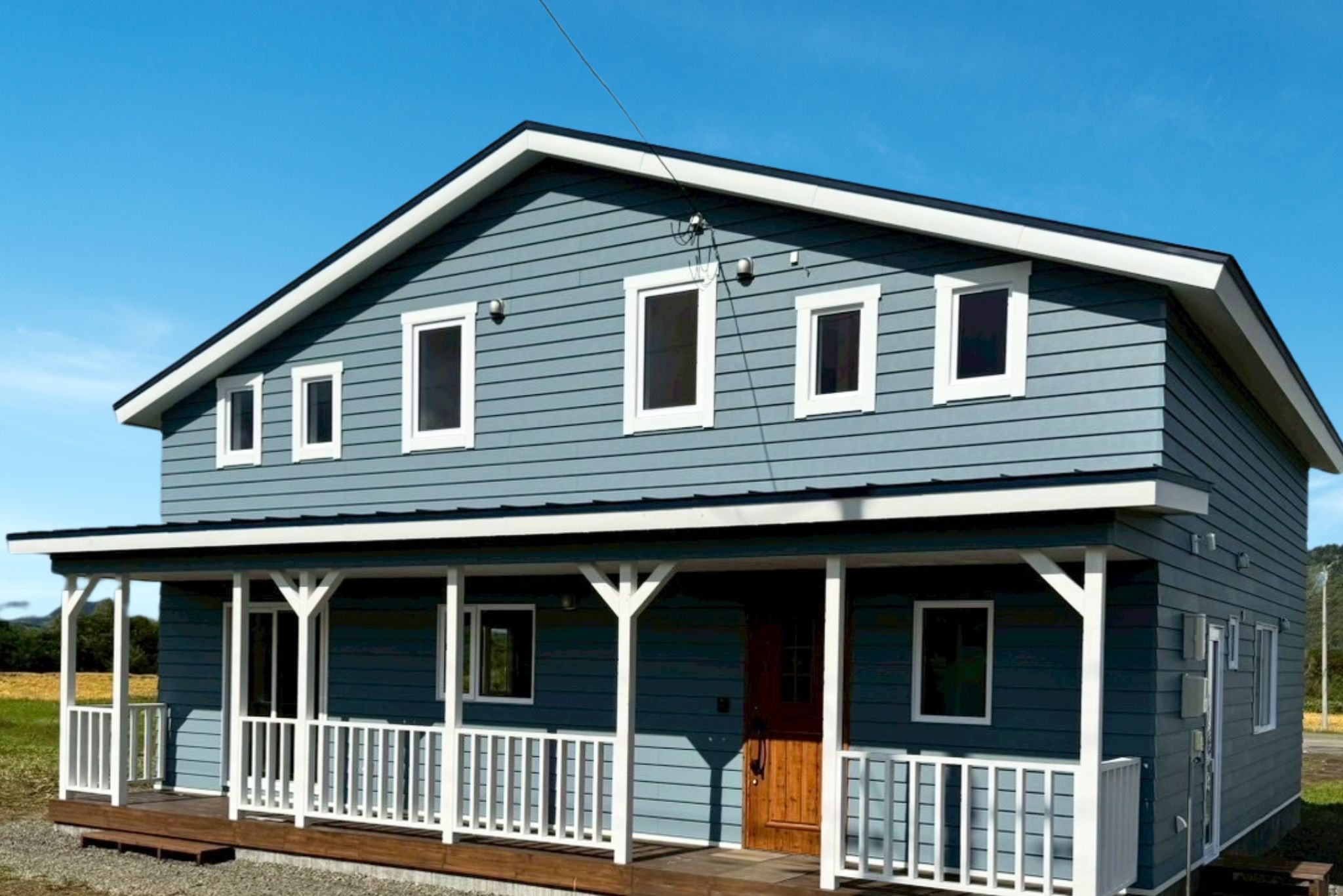 収納上手で快適に暮らす、42坪のカリフォルニアスタイルの家